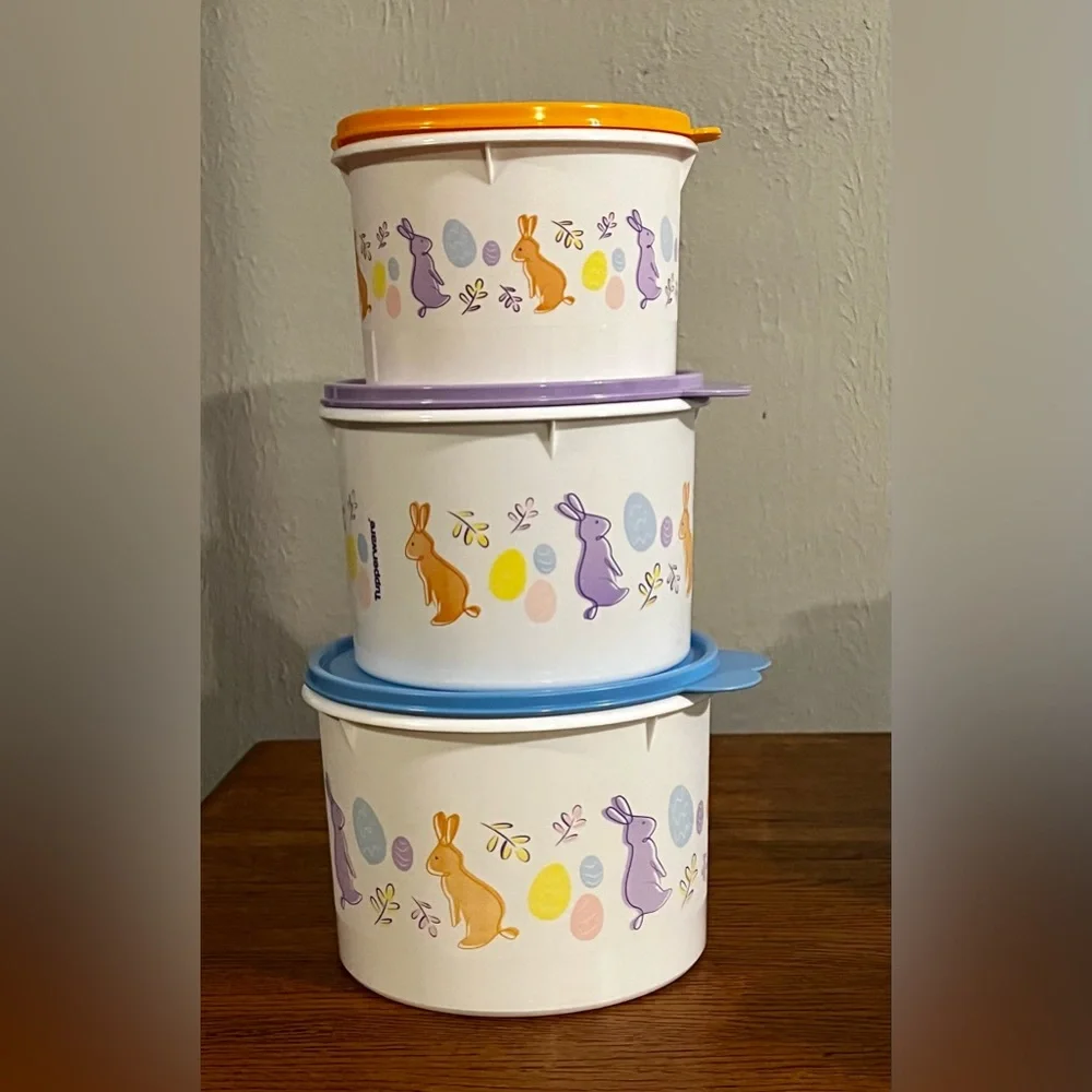 TUPPERWARE Easter Bunny Canisters (3)